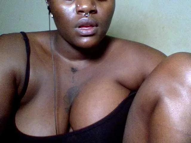 Freechat AfroBooty on BongaCams