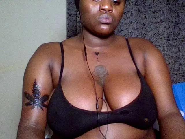 Freechat AfroBooty on BongaCams