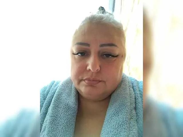 Offline BigMilf on BongaCams