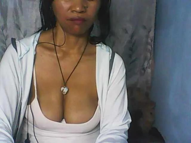 Offline Cute0403 on BongaCams