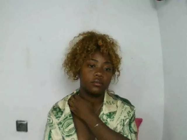 Offline Deviliinrute on BongaCams