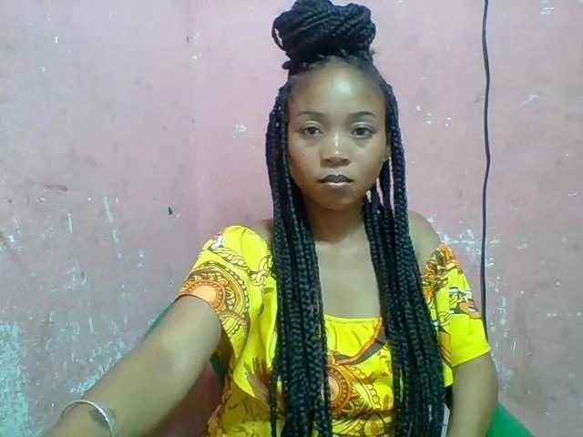 Freechat Estelahh on BongaCams