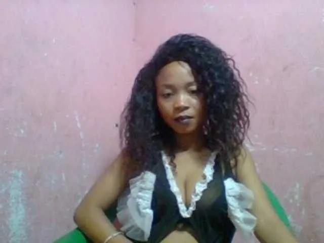 Freechat Estelahh on BongaCams