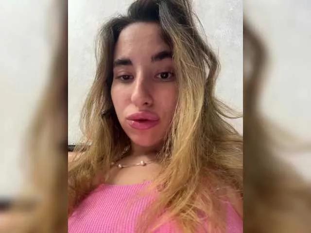 Freechat Etokiska on BongaCams