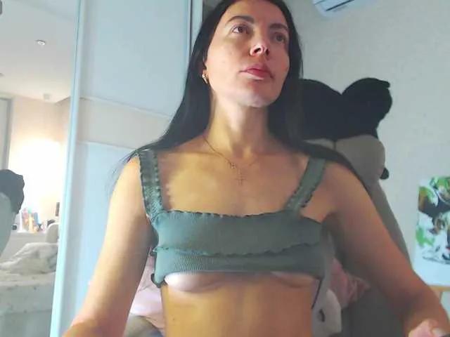 FlirtyMarin1 — Freechat on BongaCams