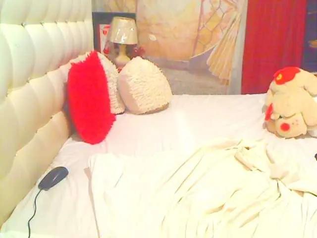 Offline HOTLILLIE on BongaCams