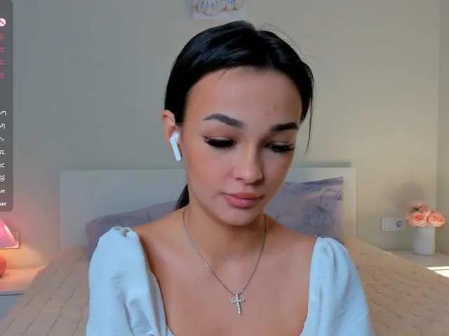 Offline Jessie0meow on BongaCams