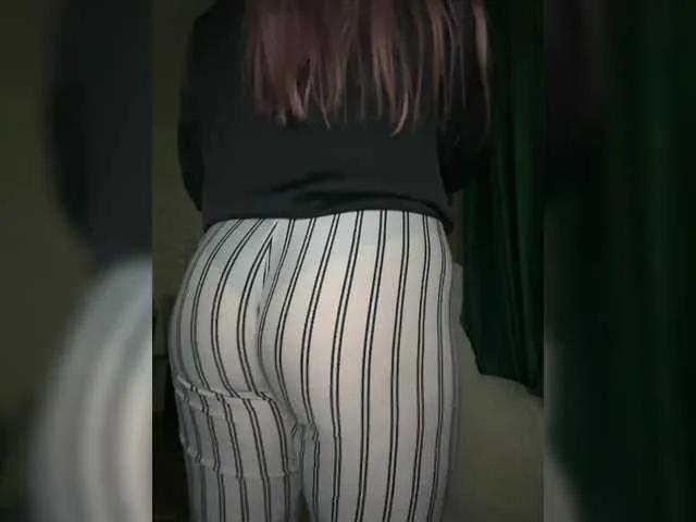 L0lly-D0lly on BongaCams 