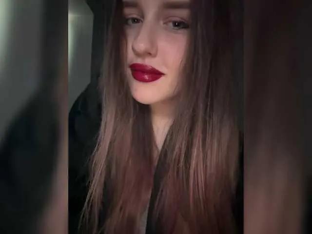 L0lly-D0lly — It turns me on when my viewer gets immense pleasure from watching my broadcasts, photos and videos.