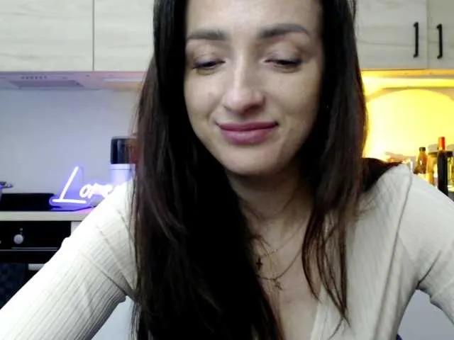 LorennePlay — I love flirty conversations, dressing up in cute outfits, and exploring new fantasies. Late-night chats, a little spoiling, and keeping things exciting always make me smile!