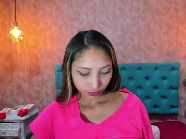 Offline MadelineDollx on BongaCams