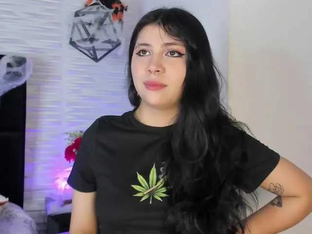 Freechat Melody-Black on BongaCams