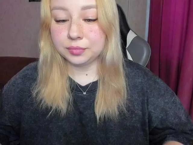 MilkaFoxy — Caring and generous signals, witty jokes, interesting conversations, passionate vibrations, hot spanking and stroking