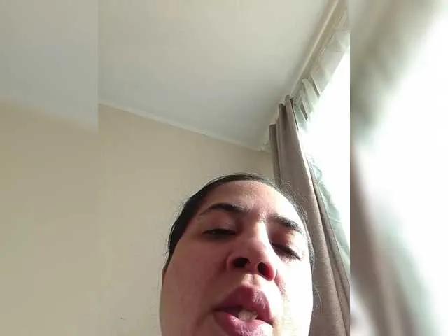 Mmmmmya on BongaCams 