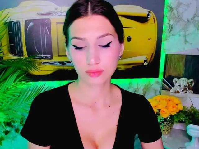 Offline Mollyinyourmind on BongaCams