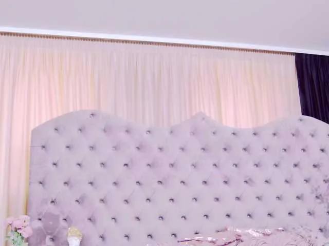 PenelopeLynnx on BongaCams 