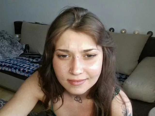 Offline RacyRoby on BongaCams