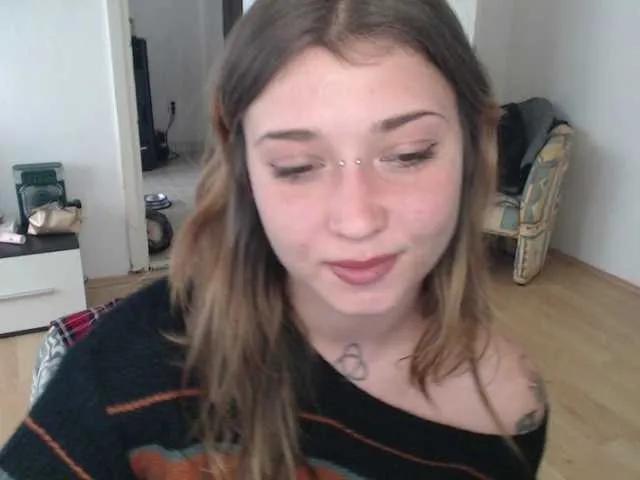 Offline RacyRoby on BongaCams