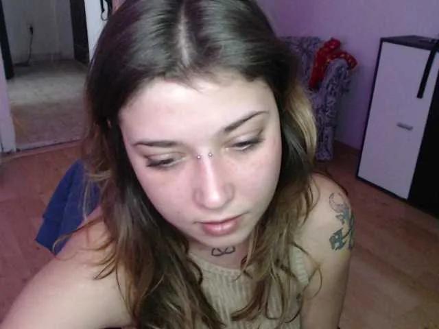 Offline RacyRoby on BongaCams