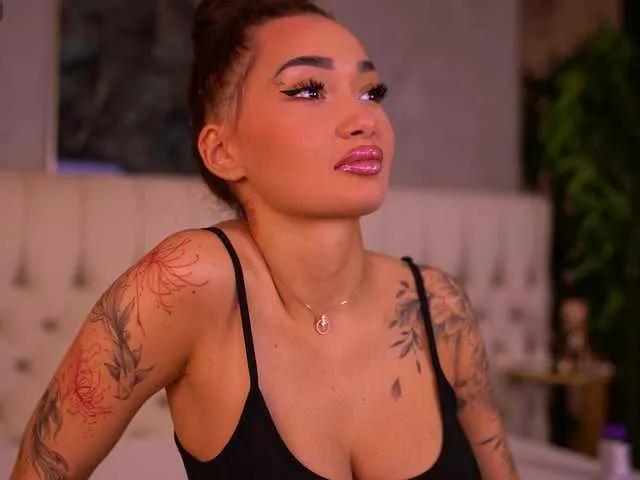 SashaFerrera on BongaCams 