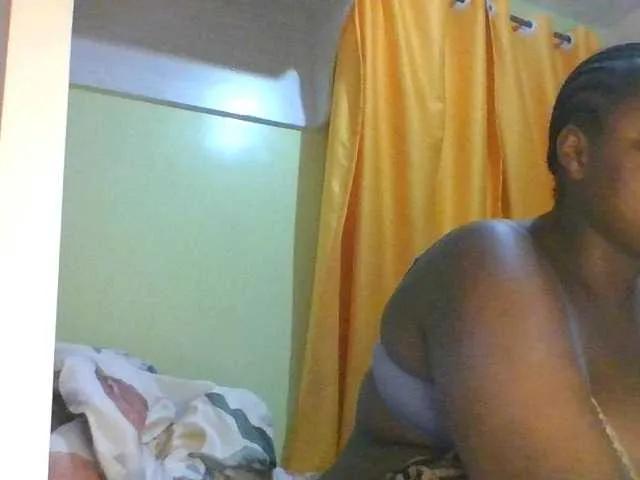 sauccyspoilage — Freechat on BongaCams