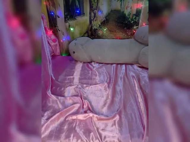 Offline SexyHeaven69 on BongaCams