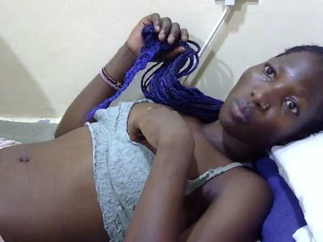 Slimpussyy — Freechat on BongaCams