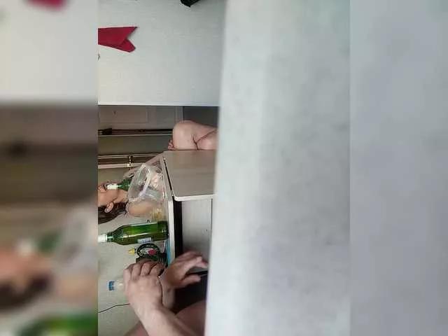 Offline solder-3 on BongaCams