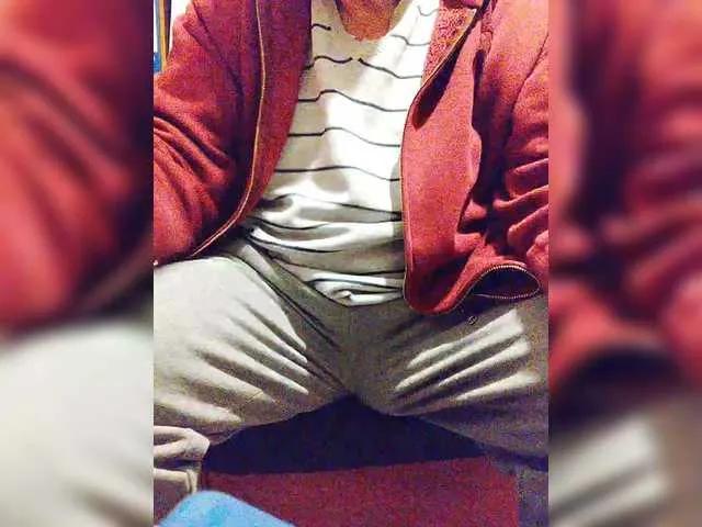 Offline Sunshine-Lady33 on BongaCams