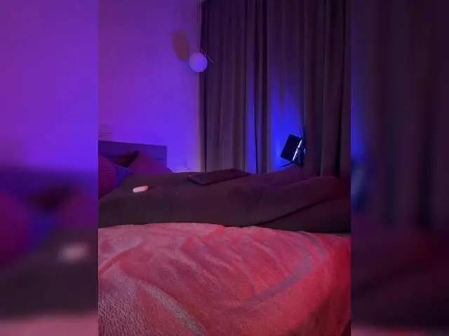 Freechat WhoreMira on BongaCams