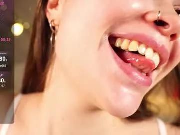 alma_yammy on Chaturbate 