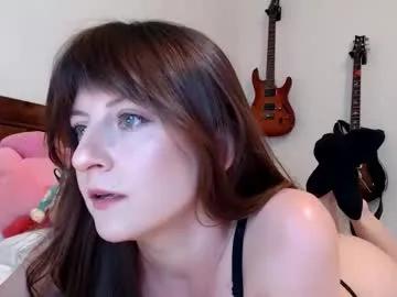Freechat ashleyyylove13 on Chaturbate
