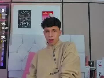 Freechat axel_evanss on Chaturbate