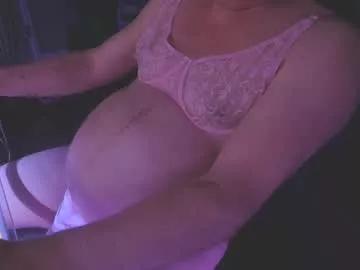 Freechat bi_chubby_sub61 on Chaturbate