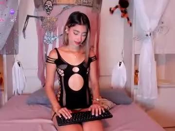 Freechat cayetanamiles on Chaturbate