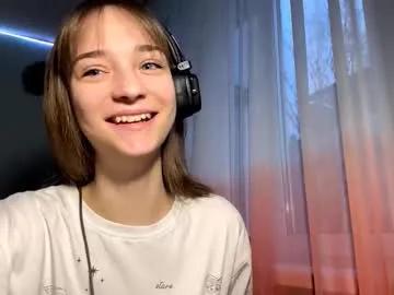 ceciliameusel — GOAL: Massage collarbones [15 tokens remaining] Welcome to my room! I'm new here... be a good guide? #18 #new #shy #young #skinny