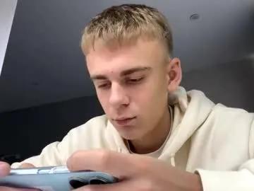 Freechat echowraith on Chaturbate