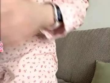 emeraldcotton — GOAL: help me take off my top and pinch my nipples [230 tokens remaining] Welcome to my room! I want to have another great day here :) #new #lovense #bigboobs #bigass #18