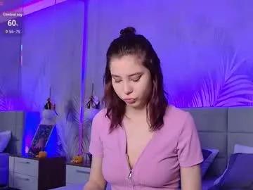 emma_plux on Chaturbate 