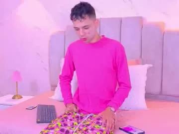 Freechat franco_boys on Chaturbate