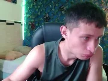 garuo_18 — GOAL: show big cum [500 tokens remaining] Welcome to my room! New babyboy in town! #latino #18 #cum #muscle #bigcock