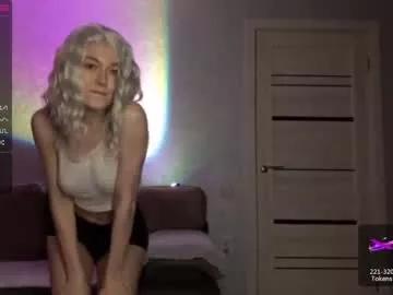 Private hey_nora_ on Chaturbate