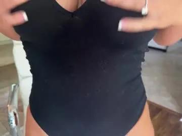 Freechat hottmay on Chaturbate