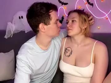 Freechat julielourens on Chaturbate