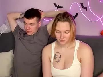 Freechat julielourens on Chaturbate