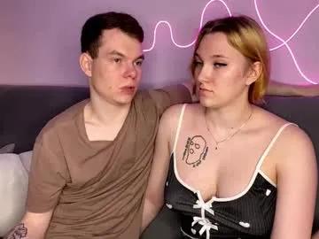 Freechat julielourens on Chaturbate