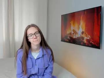 Freechat katinatonge on Chaturbate