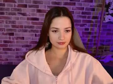 kiravair — GOAL: show you my face closer [48 tokens remaining] Hi! My first days here #new #brunette #young #nonude #shy