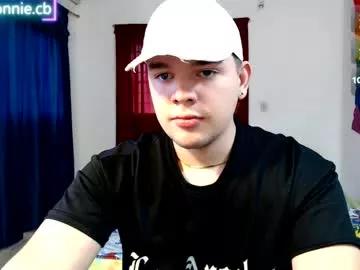 Freechat konnie_kardashian on Chaturbate