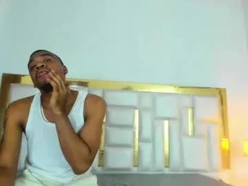 Private kylieandjhonny on Chaturbate